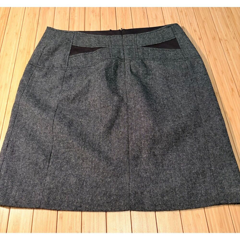 Dalia Collection Women’s Size 8 Gray  A-Line Skirt Black Faux Leather Detail